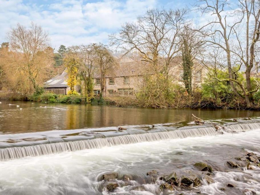 Апартаменти Woodmill Bakewell Riverside Екстер'єр фото